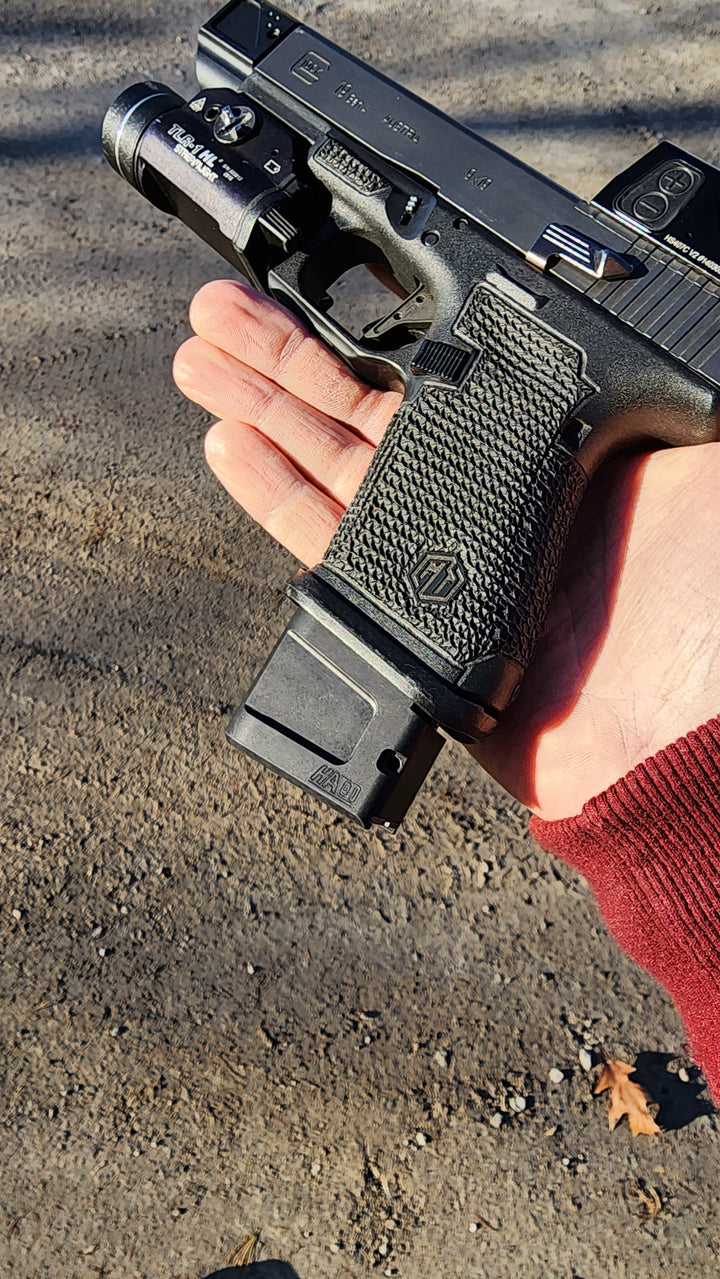 +2/+5 Mag Extension for Glock 19 - Herrington Arms 